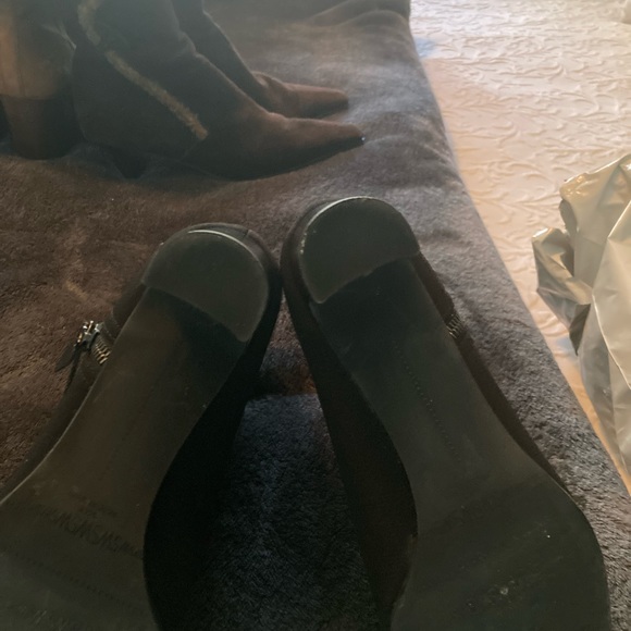 Black Womens boots size 7 M Stuart Weitzman perfect for dress, 2 inch heel - Picture 11 of 13